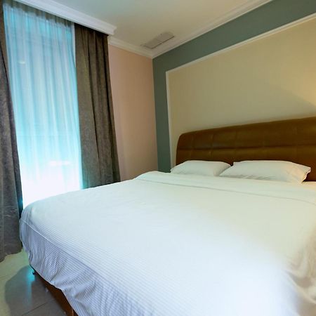 Laguna Hotel Suites Kuwait City Exterior foto