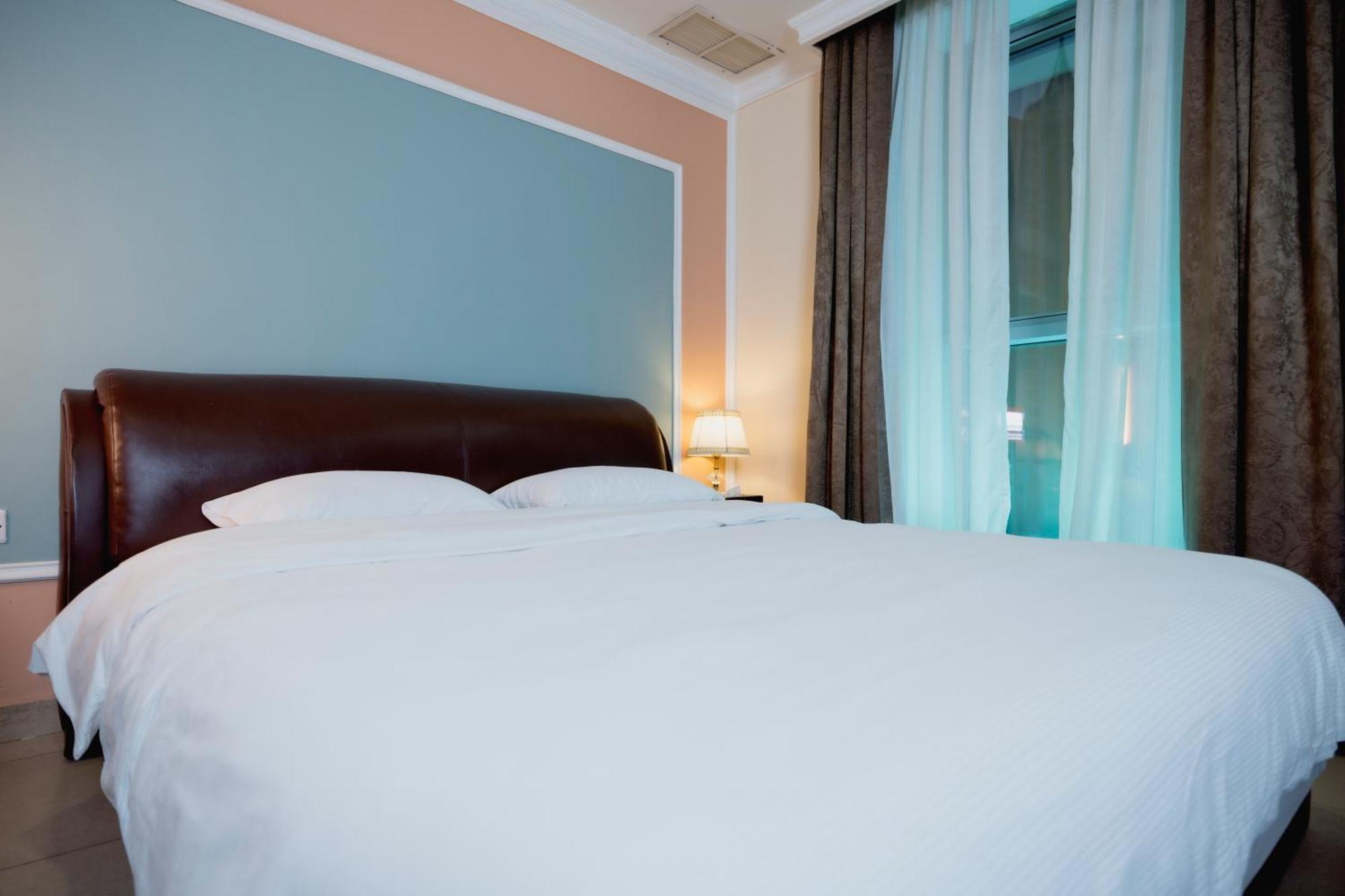 Laguna Hotel Suites Kuwait City Exterior foto